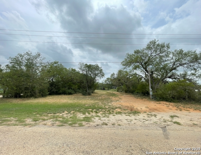 16002 Kilowatt Road Elmendorf TX 78112