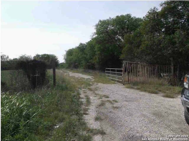 10359/10405 Poteet Jourdanton Freeway San Antonio TX 78224