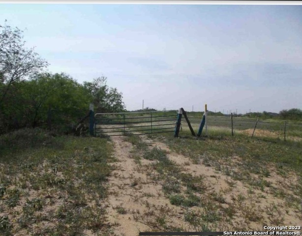 10359/10405 Poteet Jourdanton Freeway San Antonio TX 78224