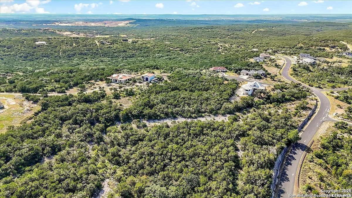 Lot 8 Pr 2773 Mico TX 78056