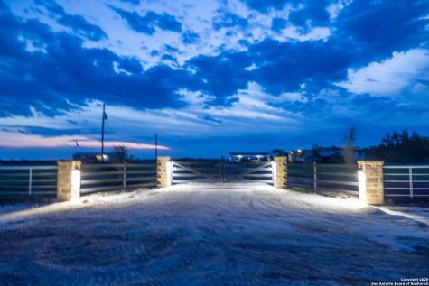 444 County Road 748 Yancey TX 78886