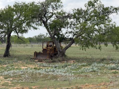 00 County Road 405 Floresville TX 78114