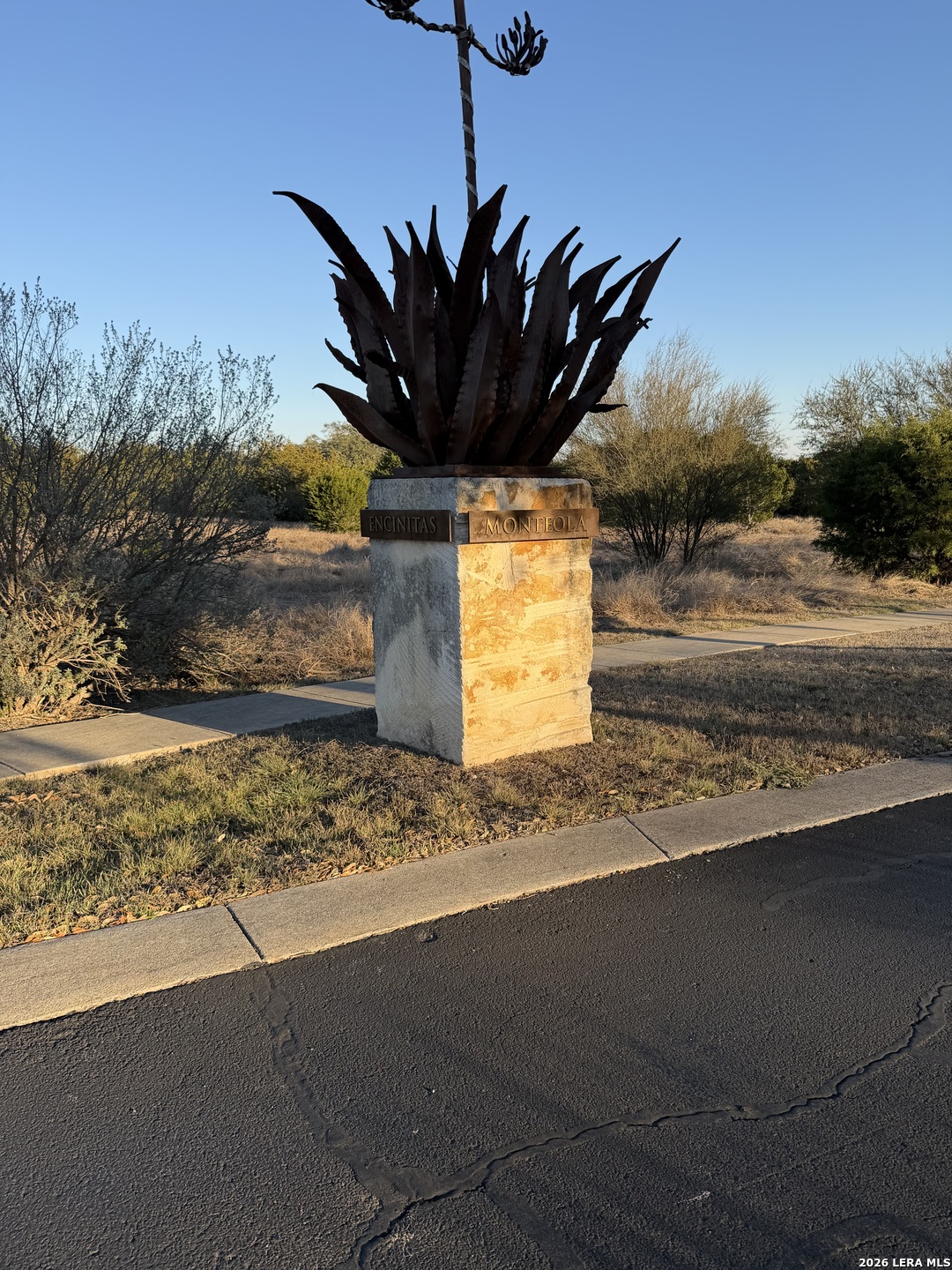 1046 Monteola Bulverde TX 78163