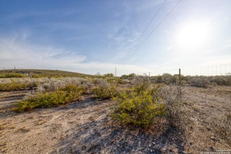 8686 Us Highway 90 Uvalde TX 78801