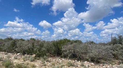 30 Palomino Hills Circle Uvalde TX 78801