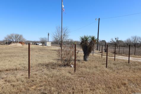 14526 Wisdom Road Atascosa TX 78002
