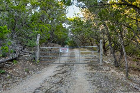 929 Upper Loma Verde Road Lt 95a 10 Acres Medina TX 78055