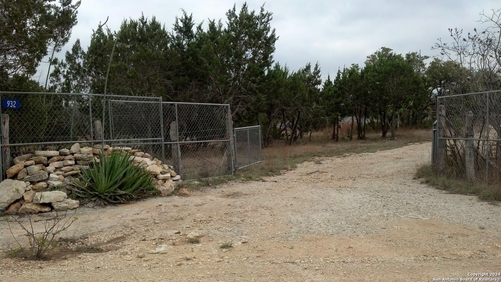 932 High Country Road Blanco TX 78606
