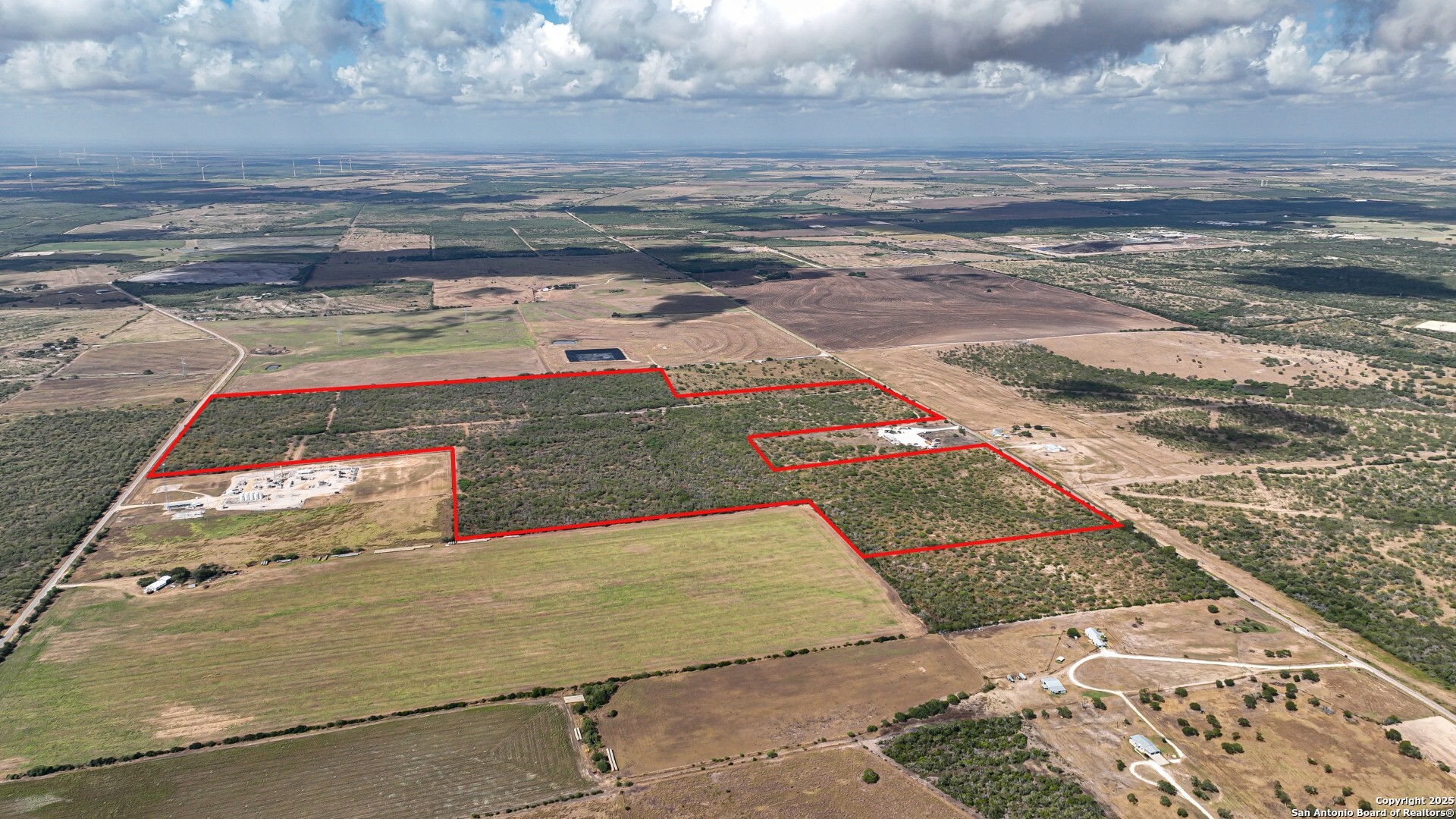 10+/- Acres Cr 152 Kenedy TX 78119