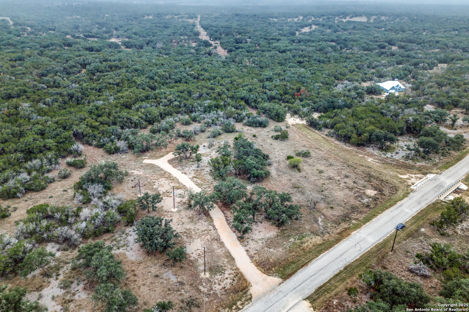 801 Grand Oaks Hondo TX 78861