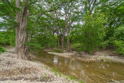 960 River Bend Bandera TX 78003