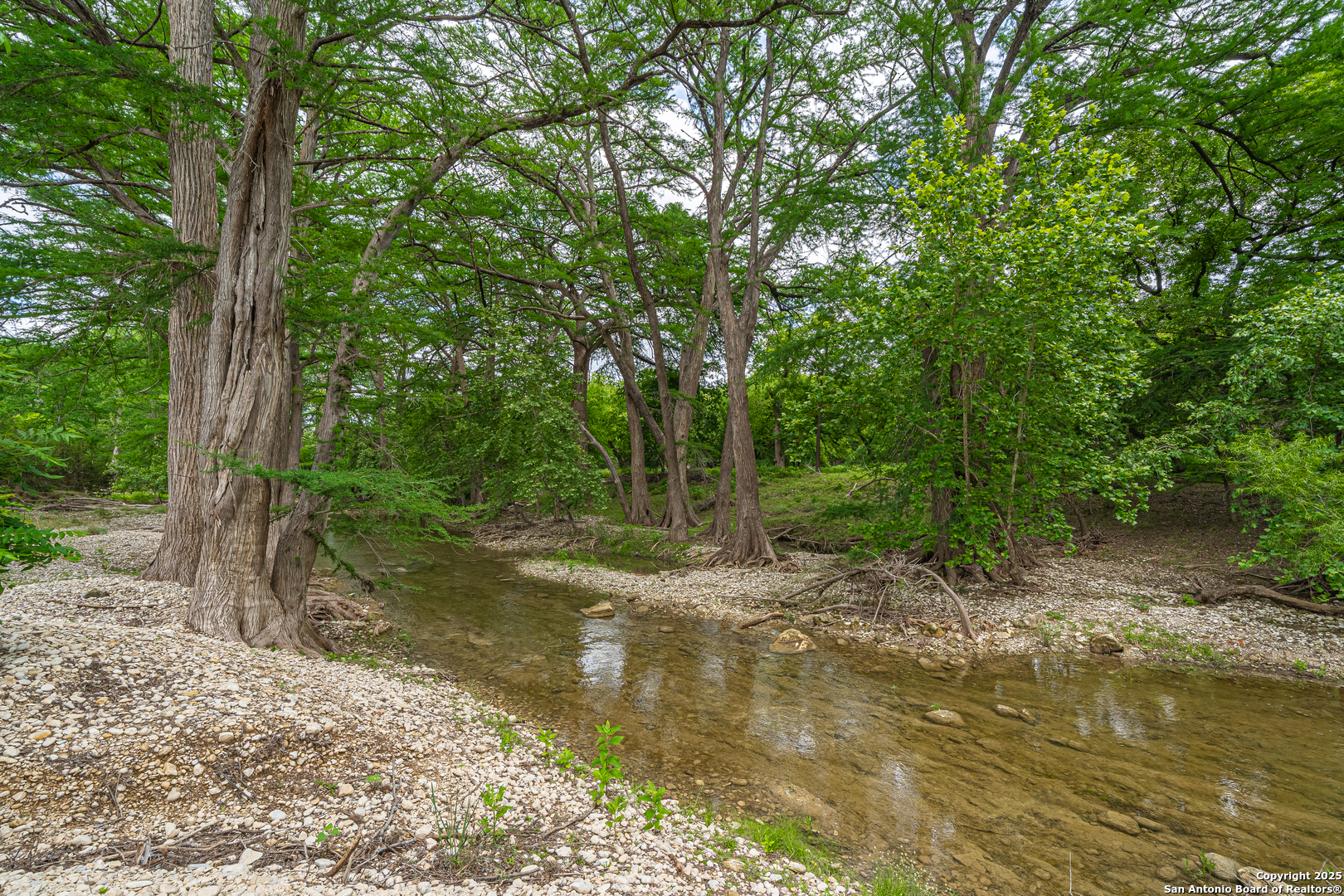 960 River Bend Bandera TX 78003