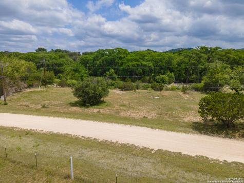960 River Bend Bandera TX 78003