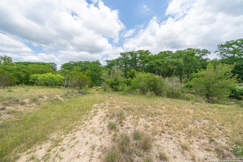 960 River Bend Bandera TX 78003