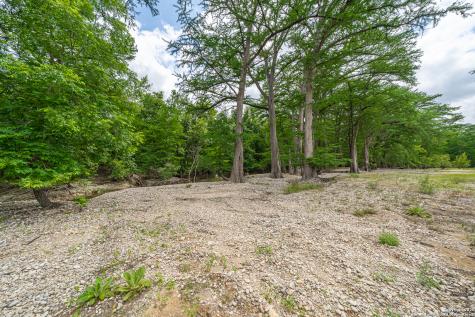 960 River Bend Bandera TX 78003