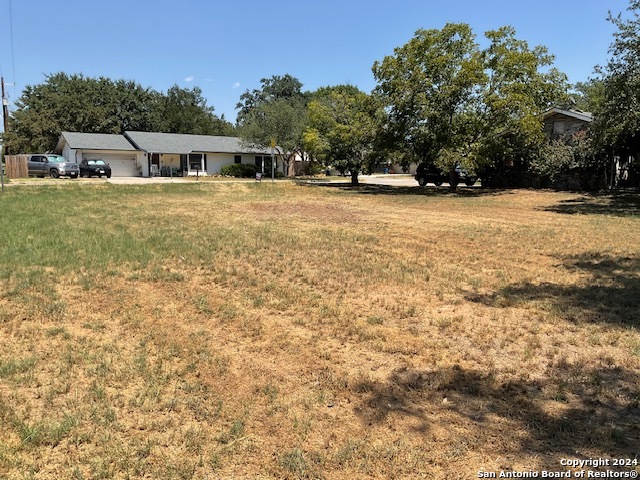 1003 Jasmine Drive Floresville TX 78114
