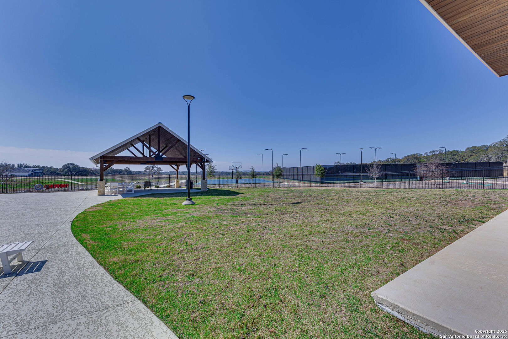 642 Butler Oaks Bulverde TX 78163