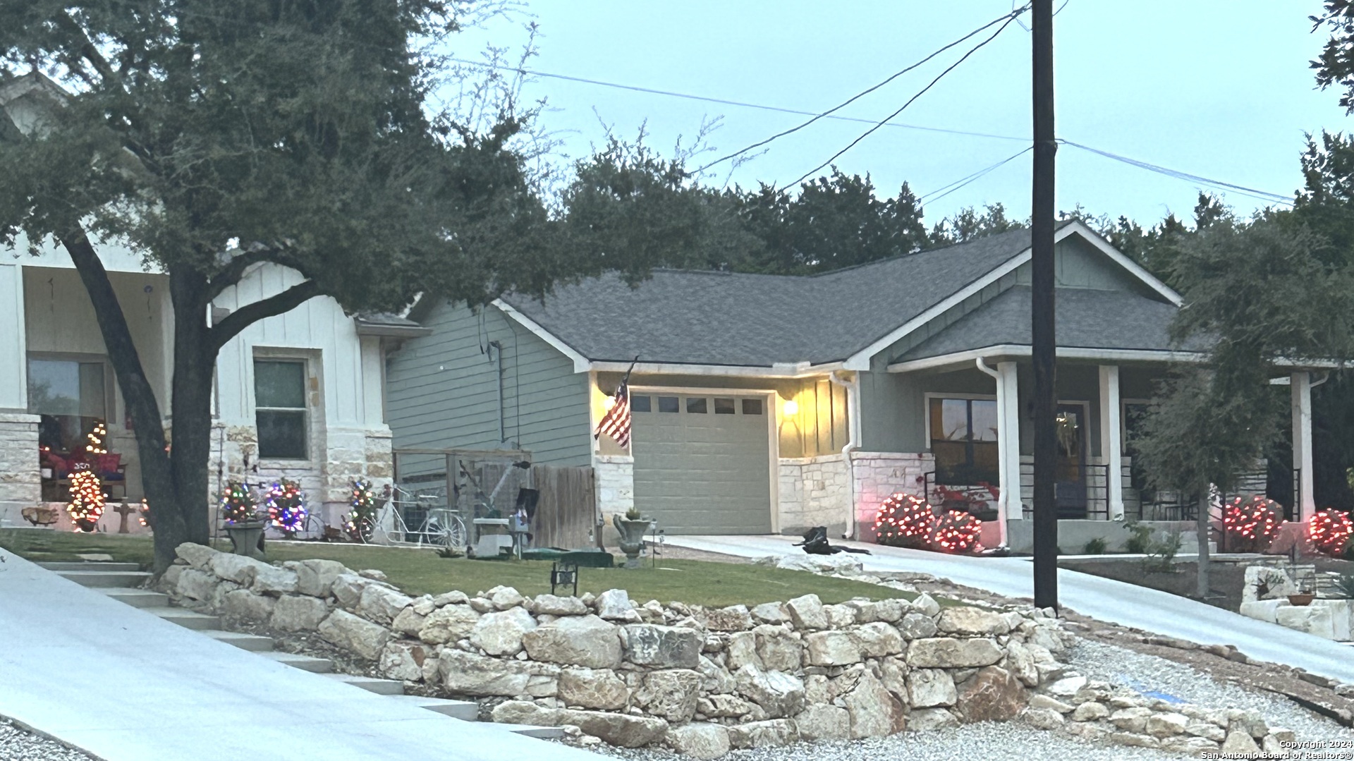1107 Whispering Hills Canyon Lake TX 78133