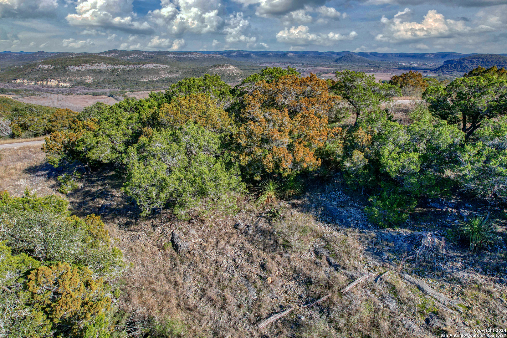 558 S Ridge Drive Concan TX 78838