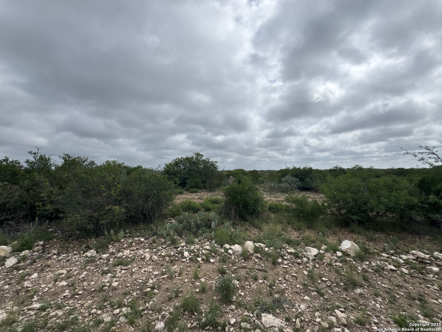 73 Rocky Hills Uvalde TX 78801