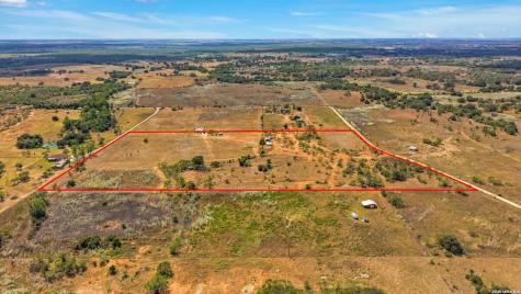 2280 County Road 117 Nixon TX 78140