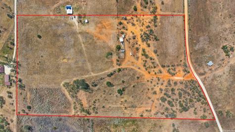 2280 County Road 117 Nixon TX 78140