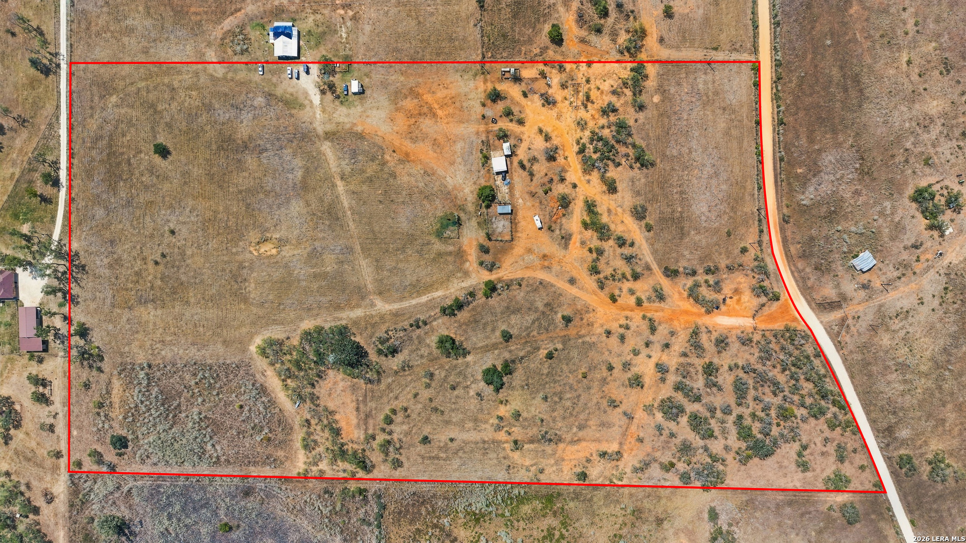 2280 County Road 117 Nixon TX 78140