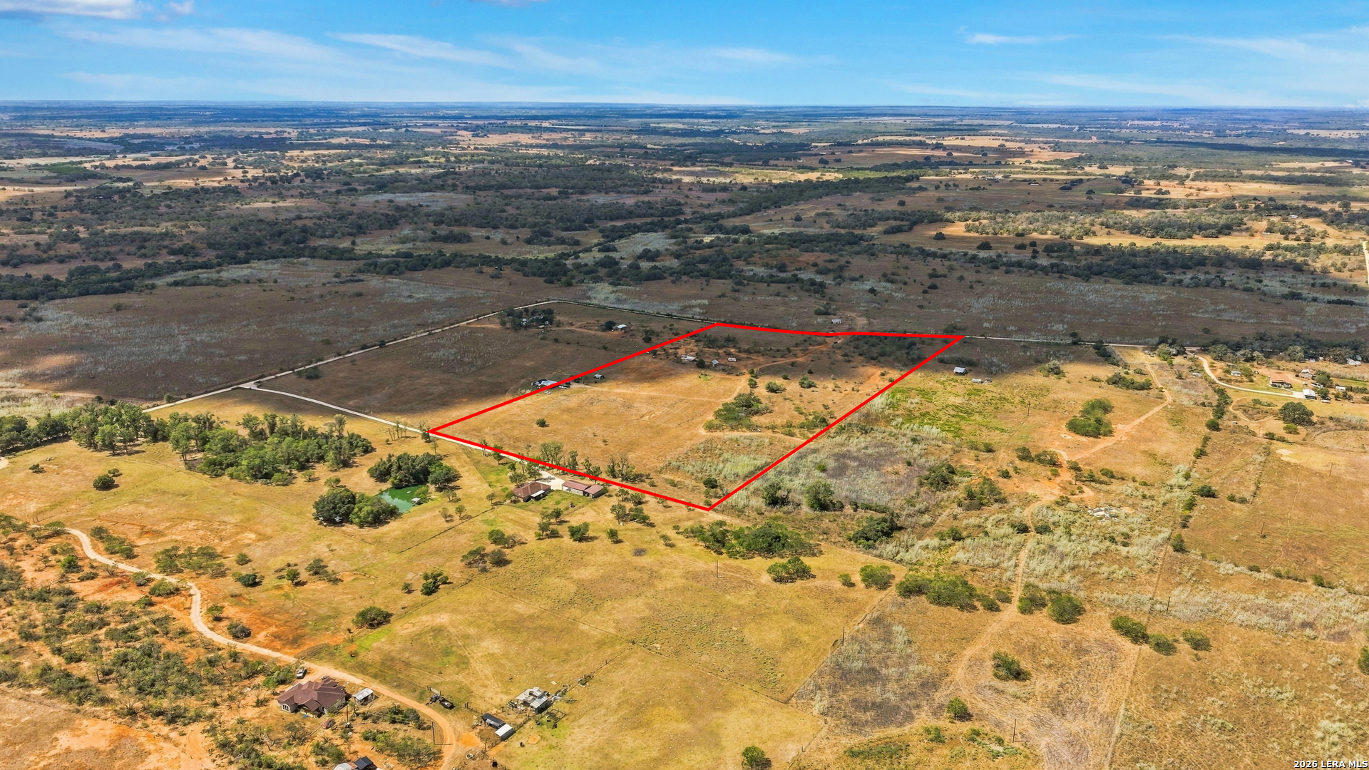 2280 County Road 117 Nixon TX 78140