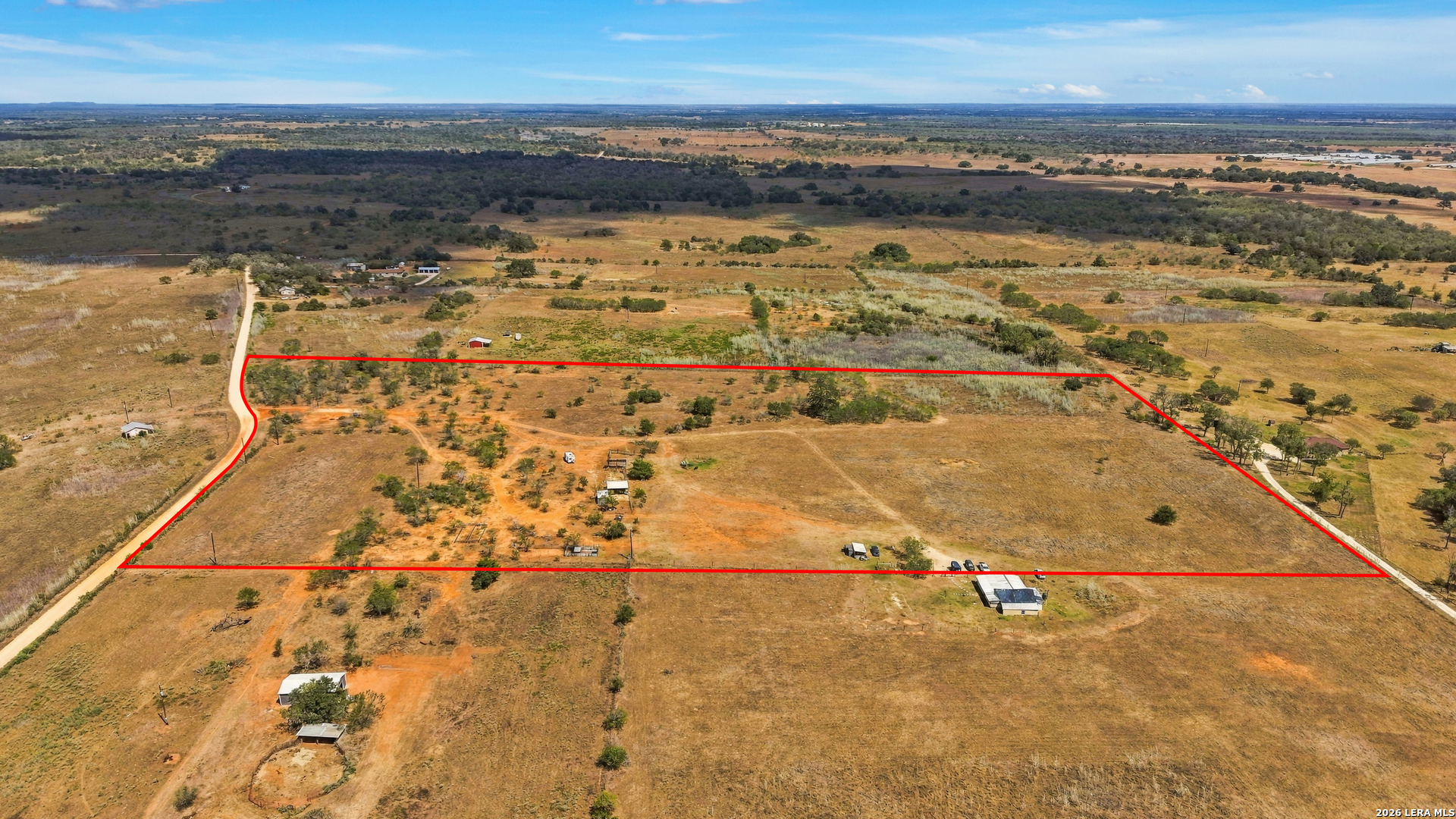 2280 County Road 117 Nixon TX 78140