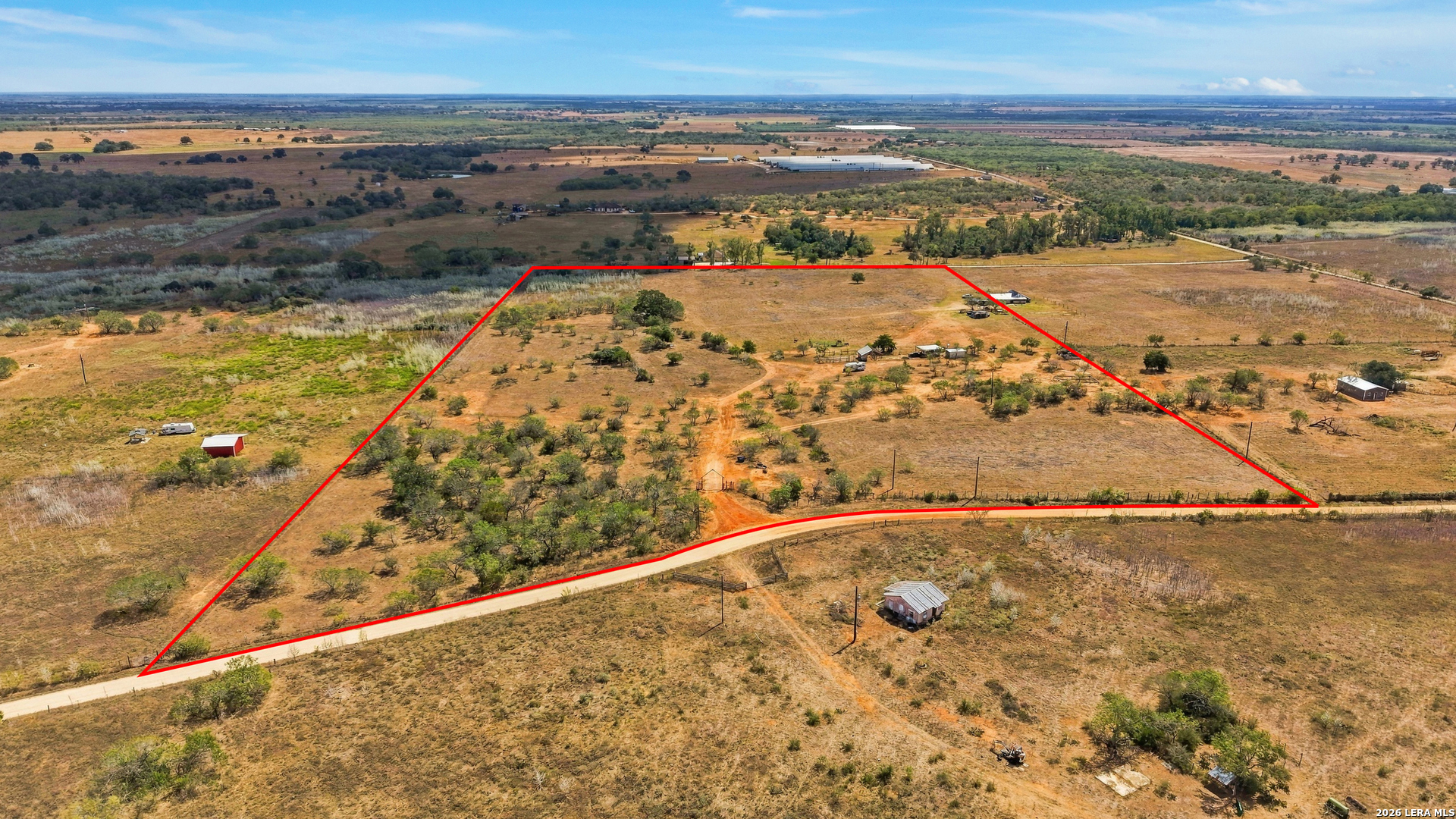 2280 County Road 117 Nixon TX 78140