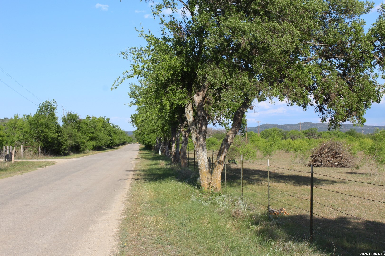 245 County Road 356 Utopia TX 78884