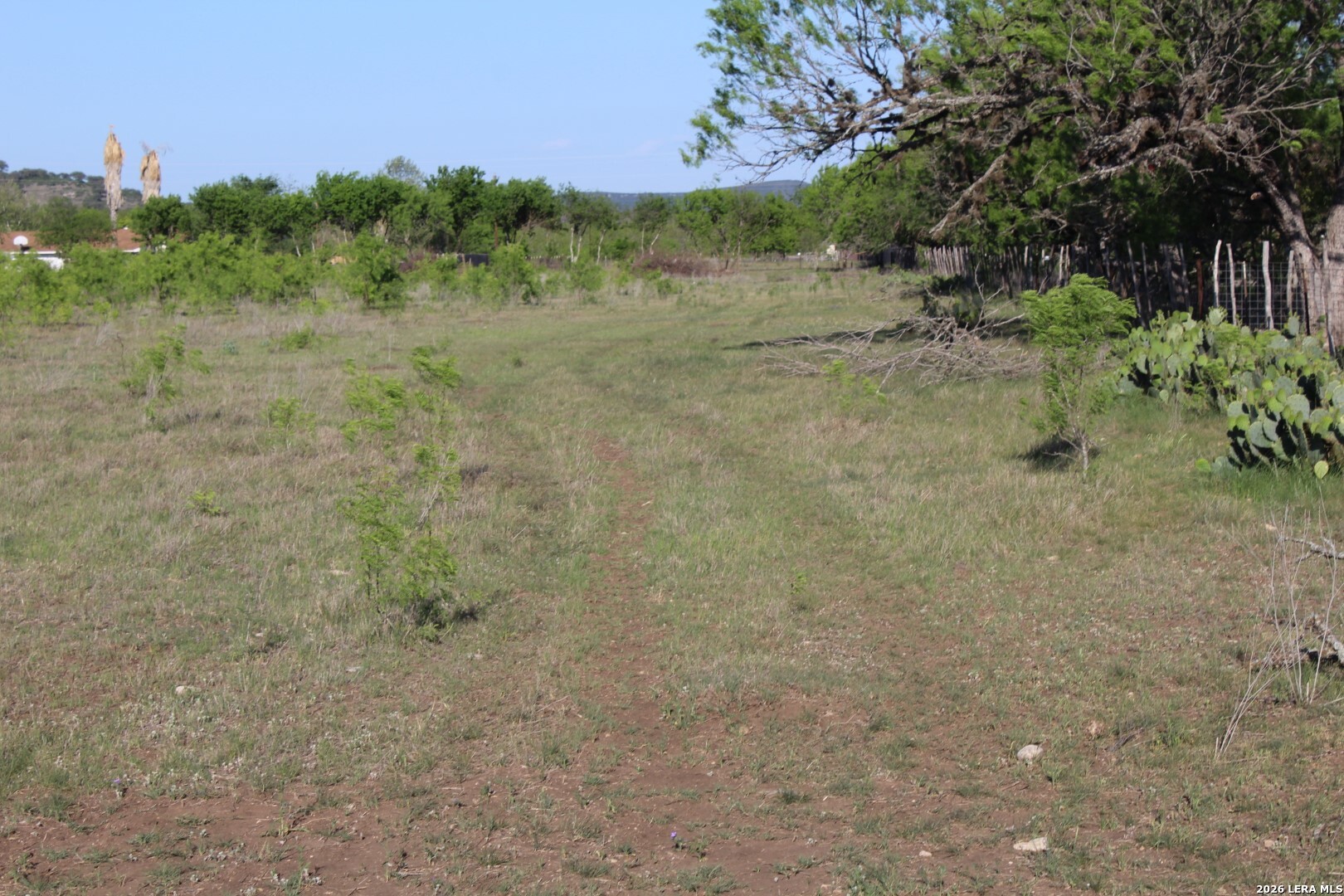 245 County Road 356 Utopia TX 78884