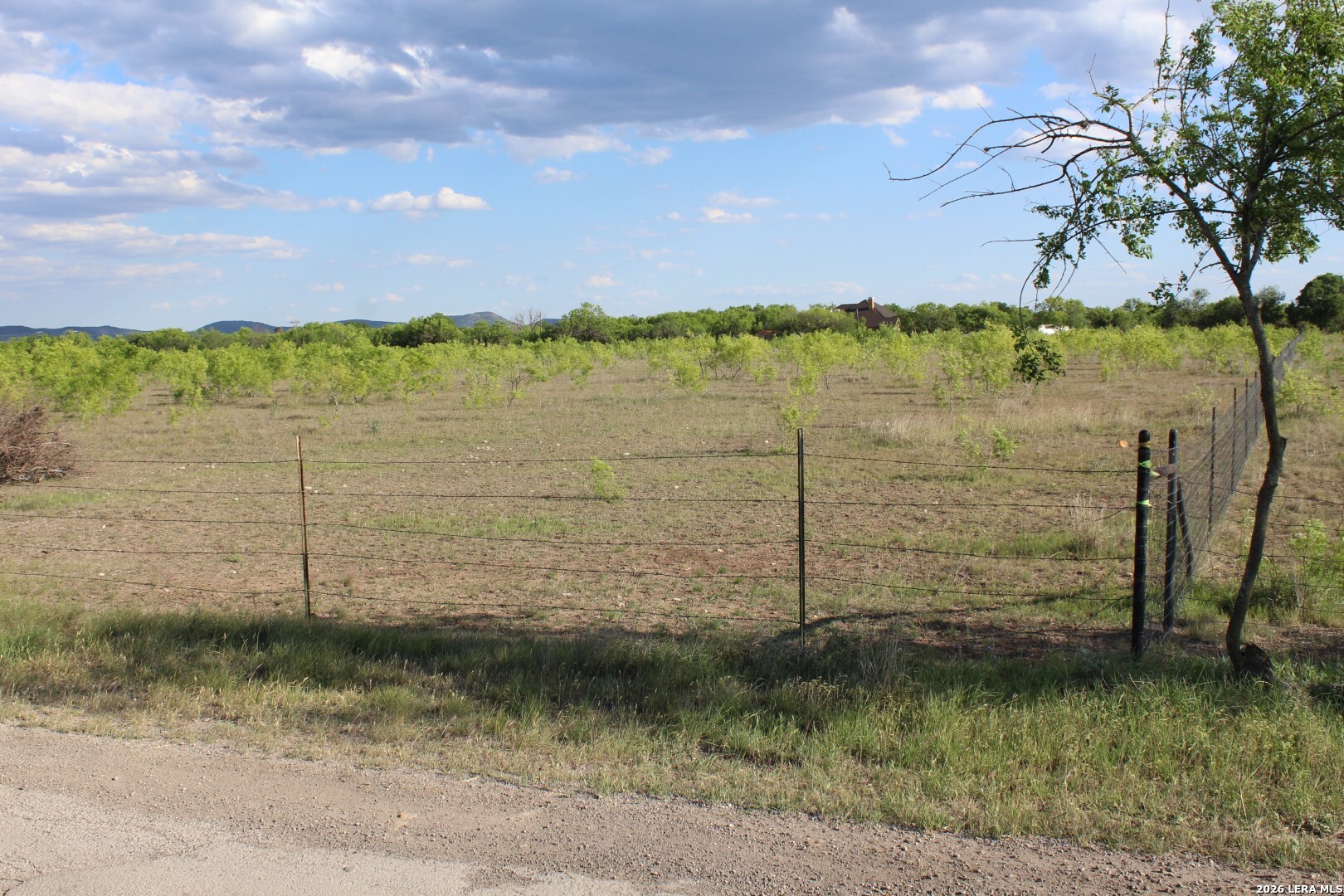 245 County Road 356 Utopia TX 78884