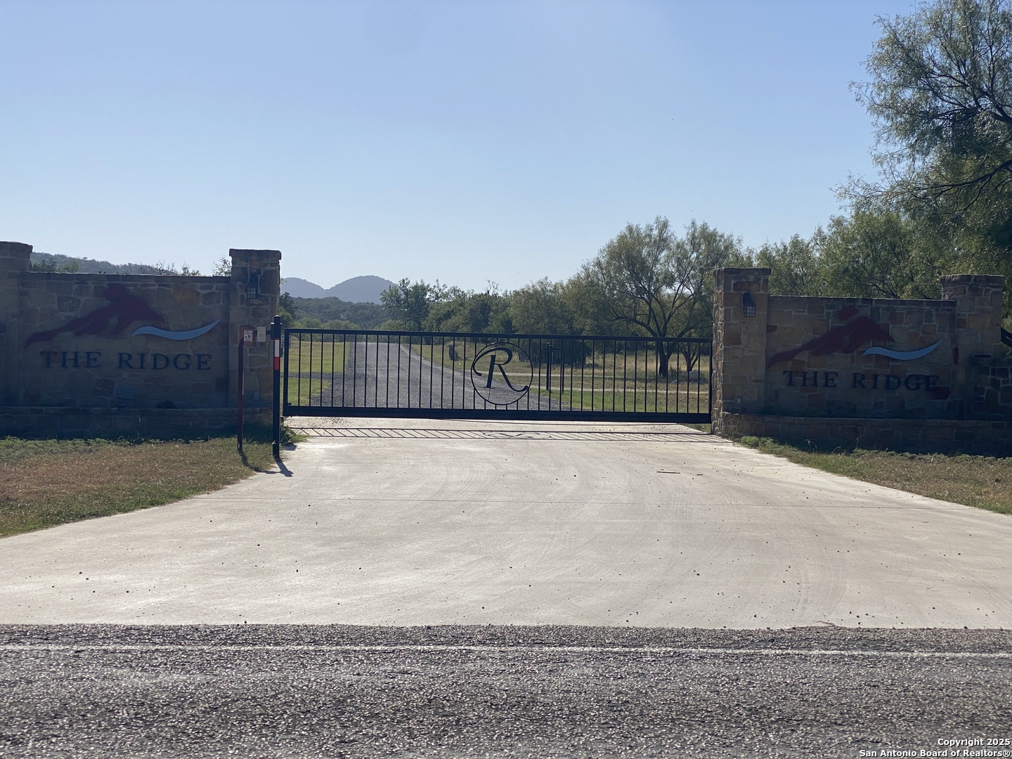 935 Ridge Loop Rio Frio TX 78879