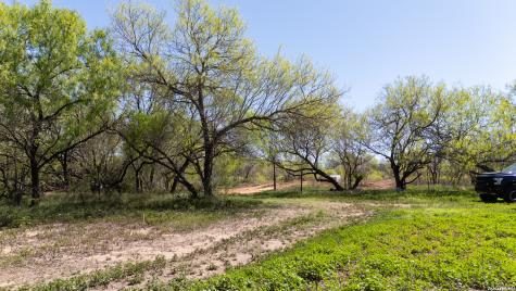 7468 Real China Grove TX 78263