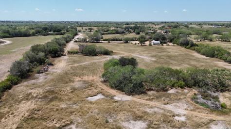 4320 Fm 673 Beeville TX 78102