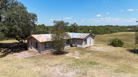 4320 Fm 673 Beeville TX 78102