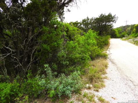 Tbd Mountain Drive Lakehills TX 78063