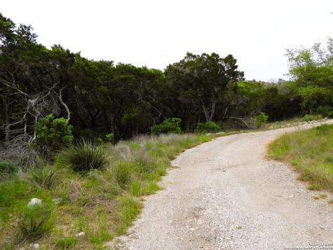 Tbd Mountain Drive Lakehills TX 78063