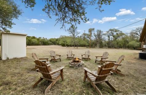 1398 Lazy Forest New Braunfels TX 78132