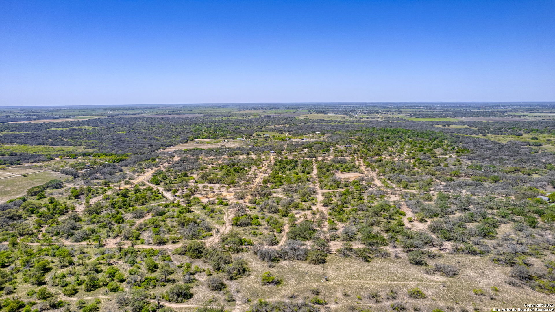 2721 County Road 770 Natalia TX 78059