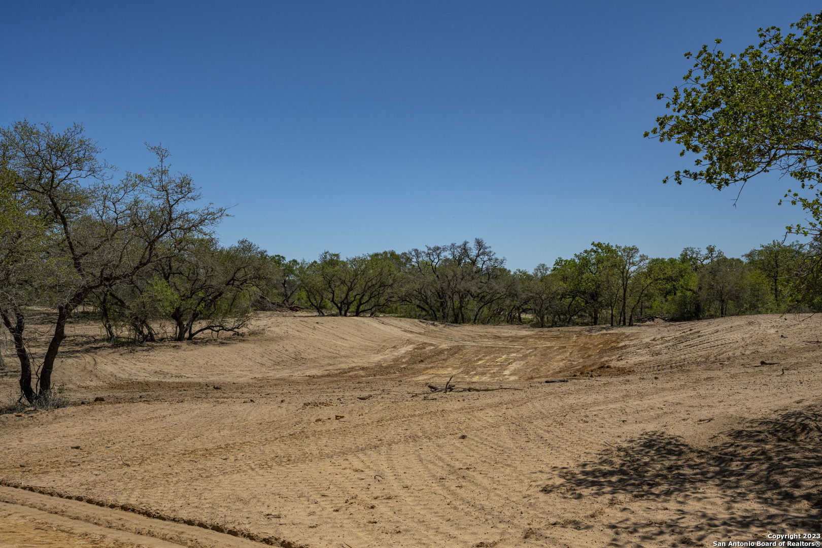 2721 County Road 770 Natalia TX 78059