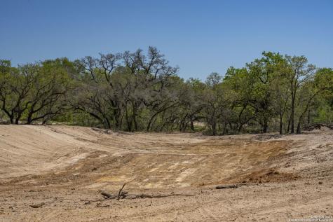 2721 County Road 770 Natalia TX 78059