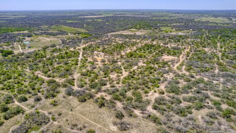 2721 County Road 770 Natalia TX 78059