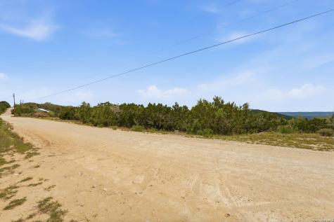 344 Lakeview Trail Pipe Creek TX 78063
