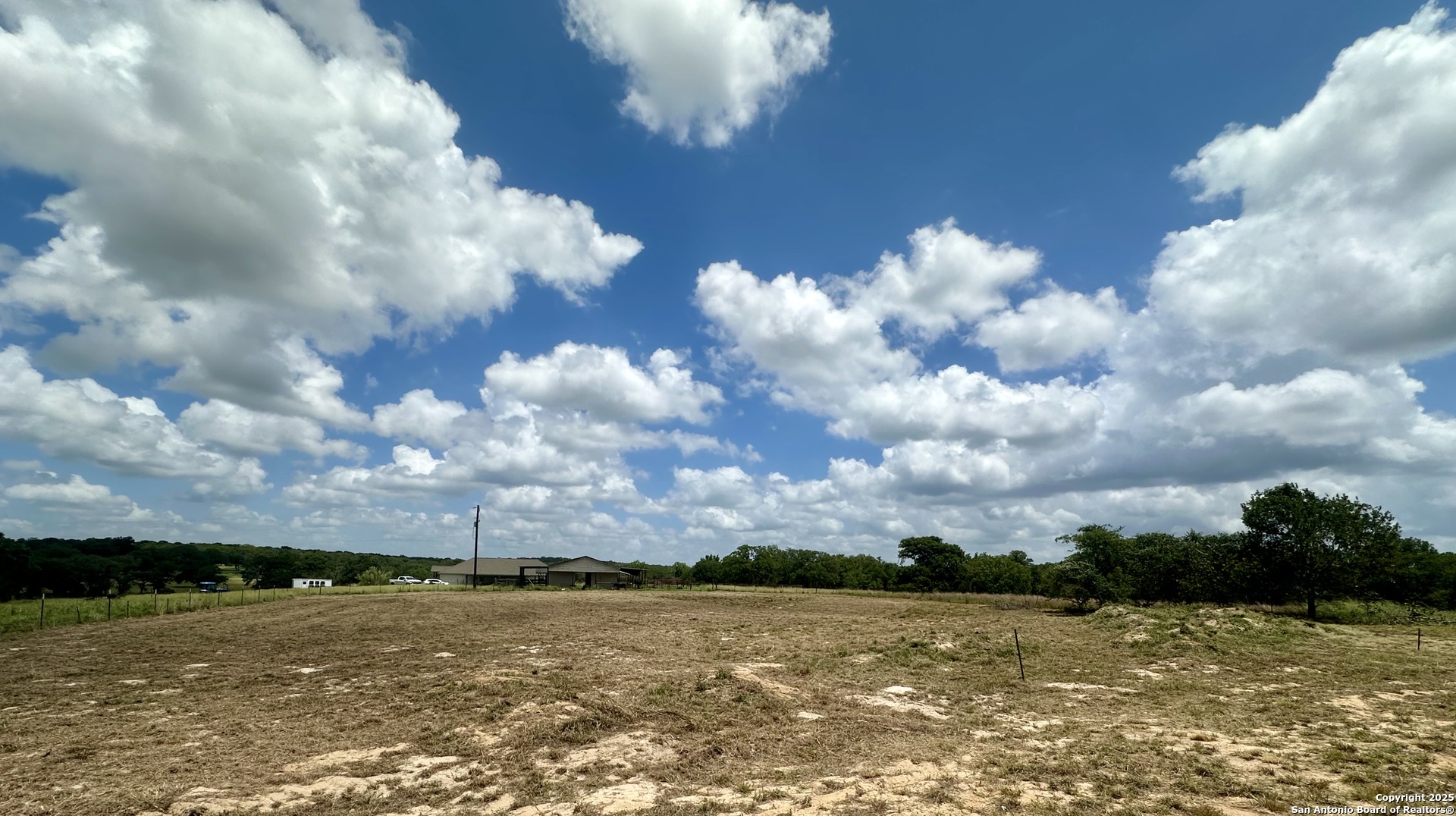 713 Sunrise Lane La Vernia TX 78121