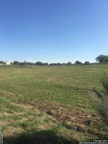 Lot 592 & 593 Bridle Chase Bandera TX 78003