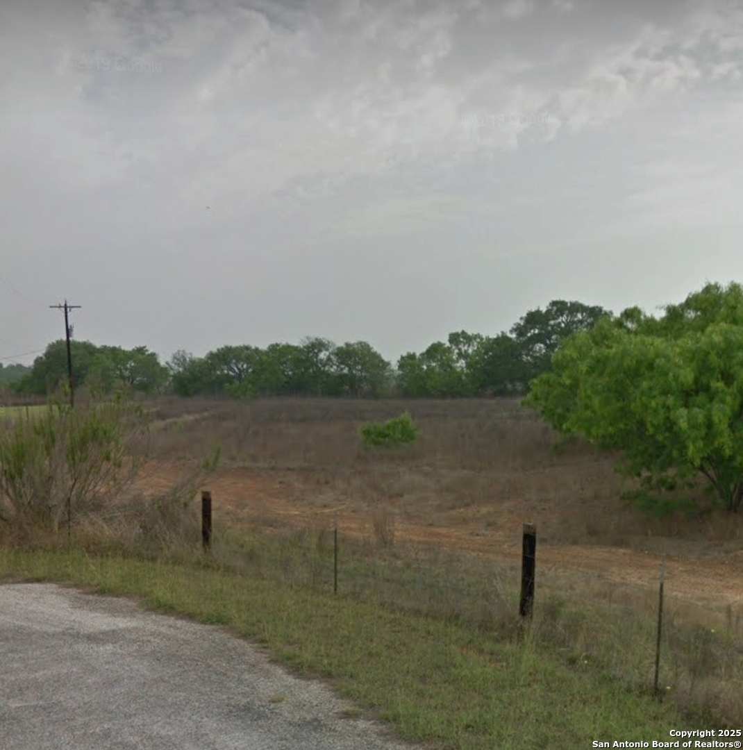 1560 South View Drive Lytle TX 78052