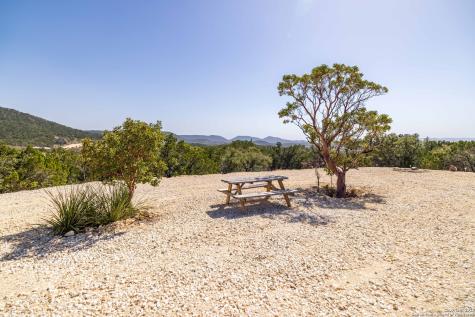 106 Walden Ridge Tarpley TX 78883