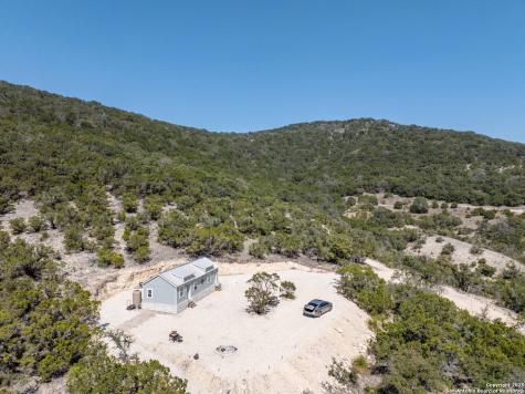 106 Walden Ridge Tarpley TX 78883